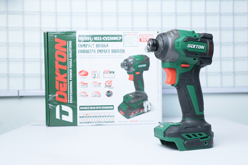 may-van-vit-dung-pin-21v-dekton-m21-cv250ncp-chua-pin-sac_1701164891