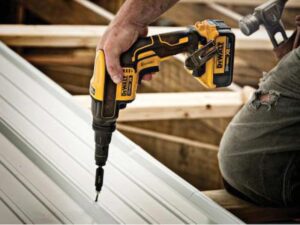 Công dụng của máy chuyên vít DeWalt