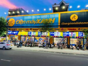 Điện Máy Xanh, Nguyễn Kim, MediaMart,... là những địa chỉ uy tín để bạn tìm mua máy khoan pin
