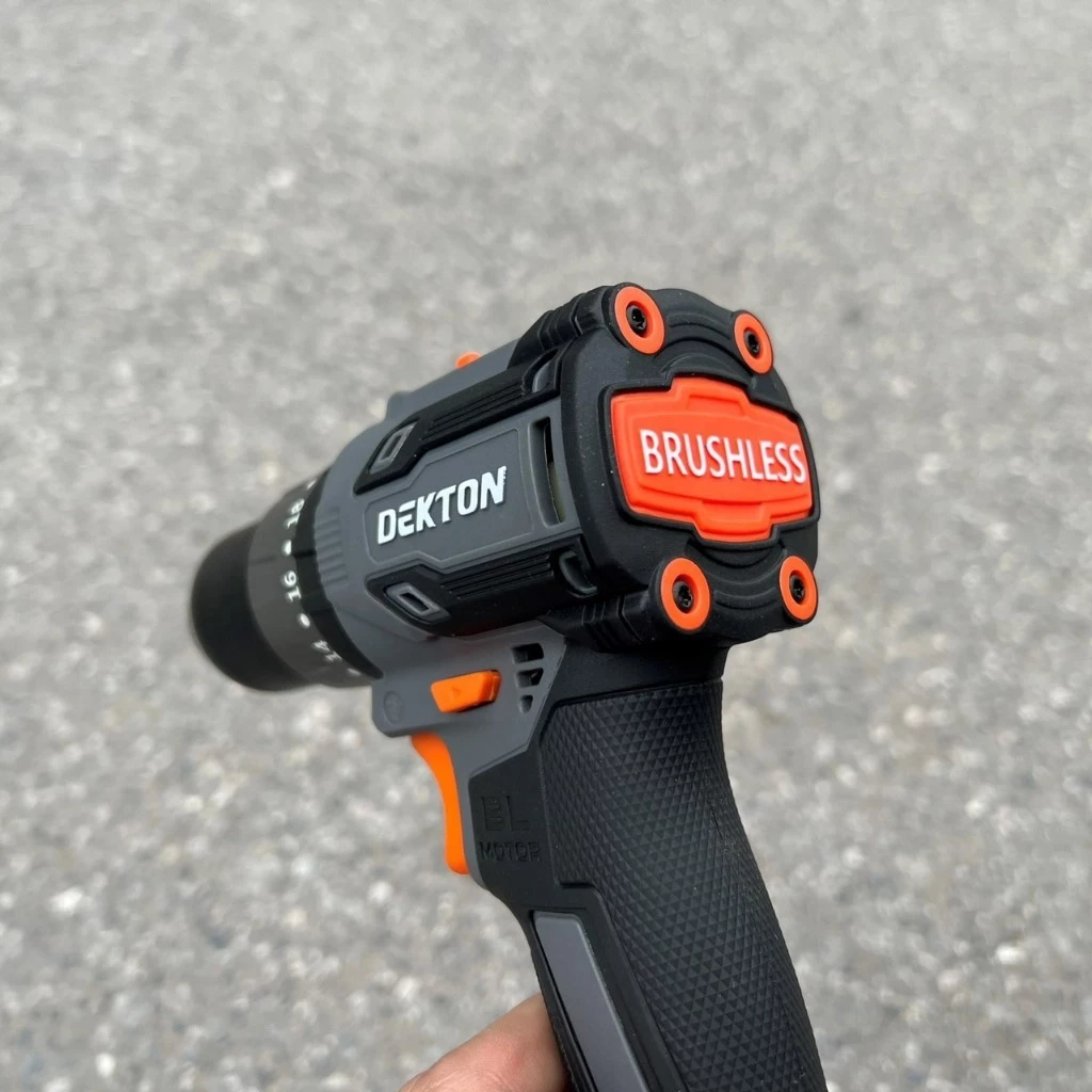 may-khoan-pin-dekton-m21-1055bl-3 Máy khoan pin DEKTON M21-ID1055BL