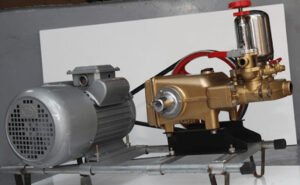 Máy rửa xe dây đai là gì?