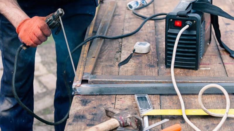 Máy hàn que là gì? Ứng dụng và cách chọn phù hợp